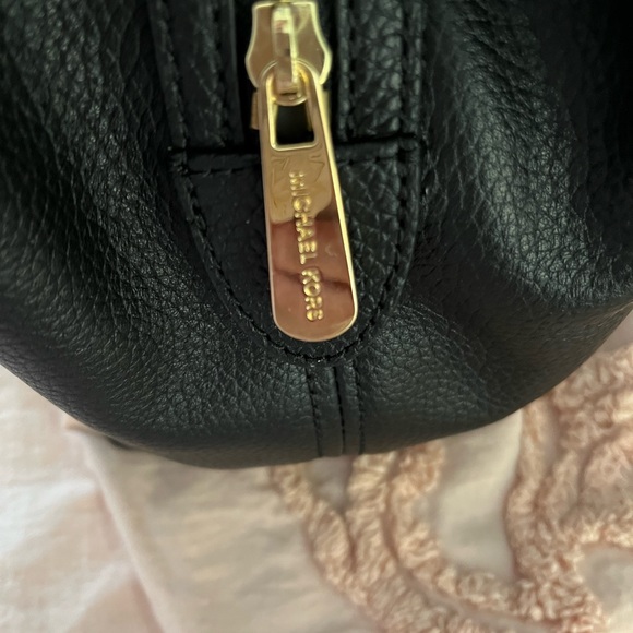 Micheal Kors - Picture 5 of 7